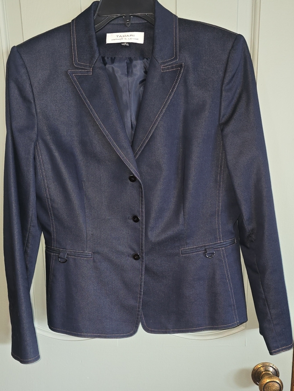Tahari Navy Blue Tailored Women's Blazer with Contrast Stitching. SIZE 10